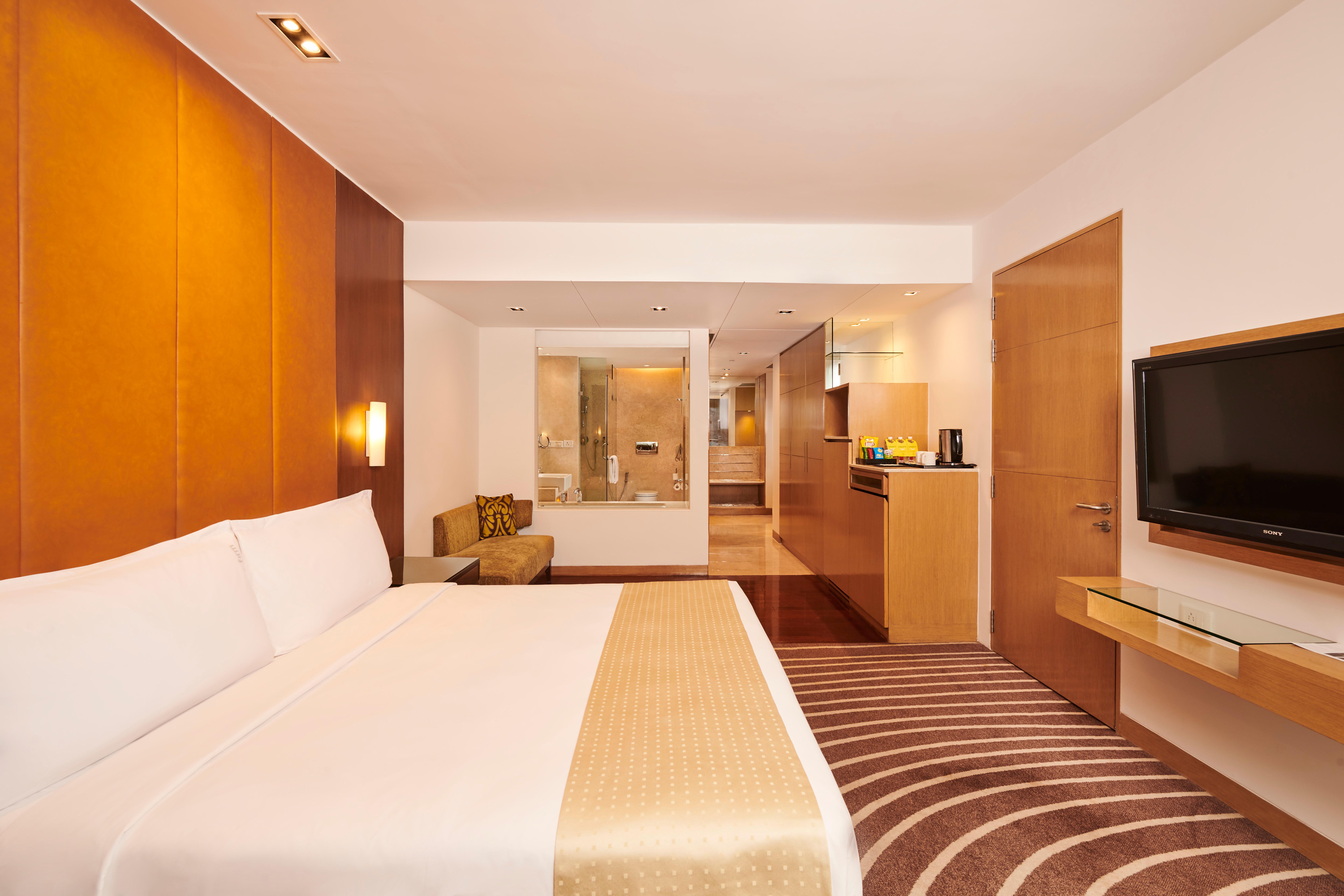 Holiday Inn Mumbai International Airport By Ihg — Photos 2